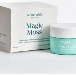 BioRepublic® SKIN CARE Magic Moss Sustainable Moss Strengthening Cream. NIB